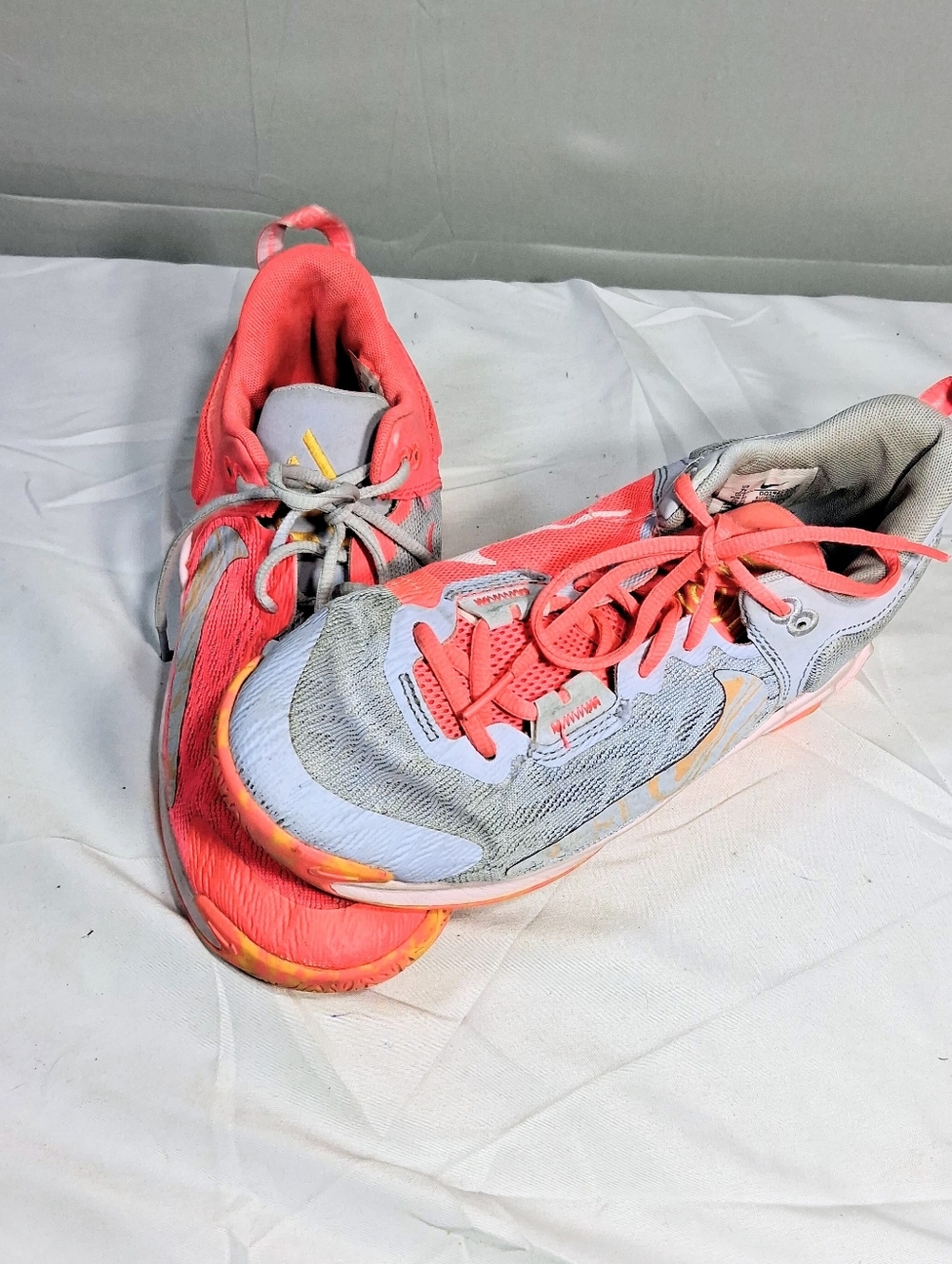 Nike Giannis Immortality 2 "Hot Punch Mismatch" Size 7Y Lightweight Sneakers